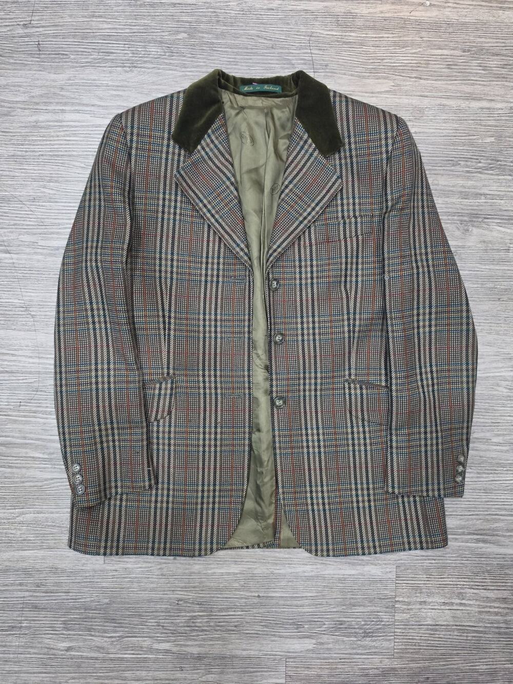 Magee Ashford Castle Tweed Jacket Women UK 12 US 8 Pure New Wool Velvet Collar